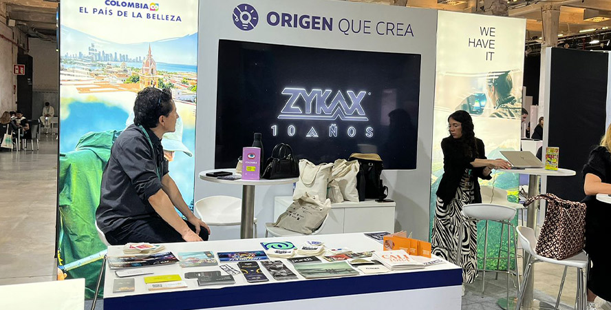 zykax-en-iberseries-platino-industria-stand-colombia